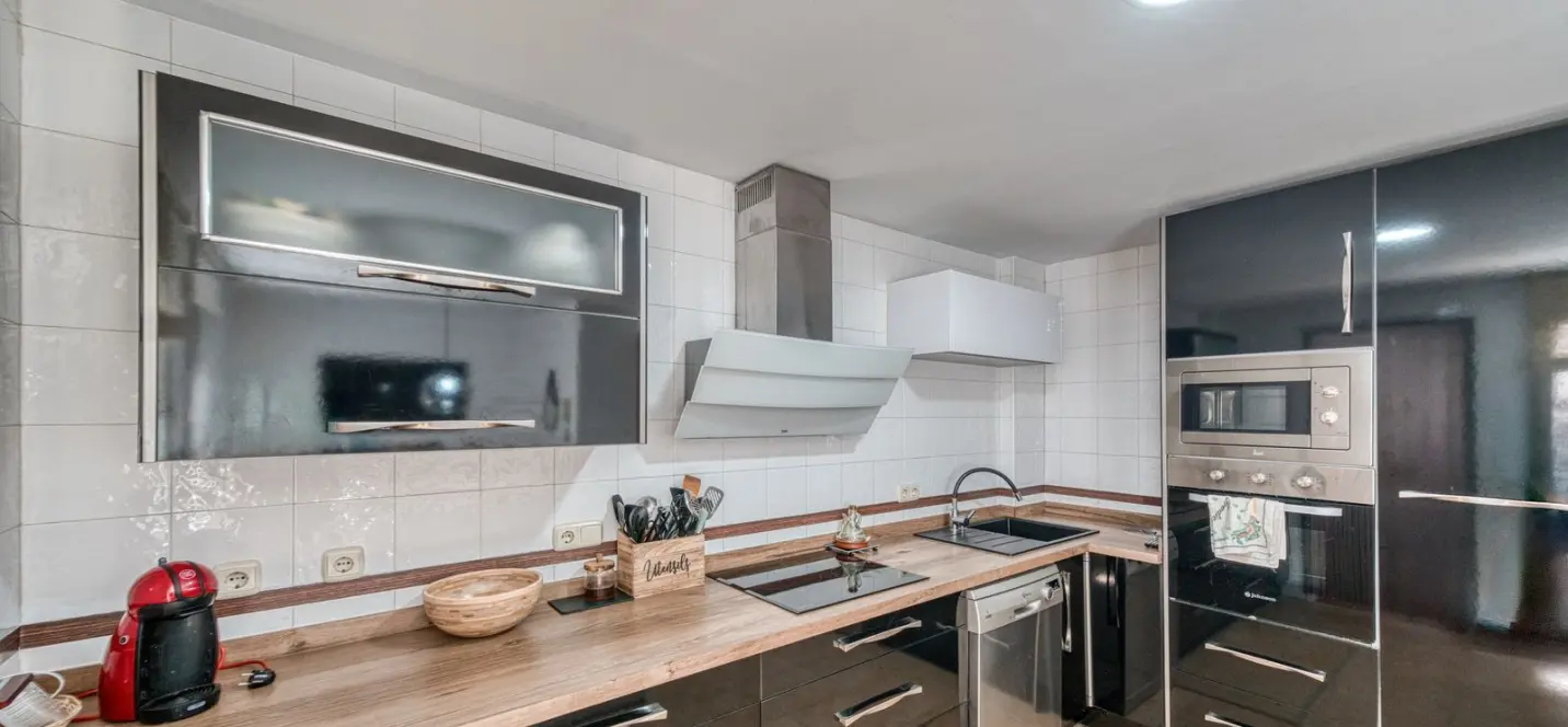 Sale of townhouse in Coín 2