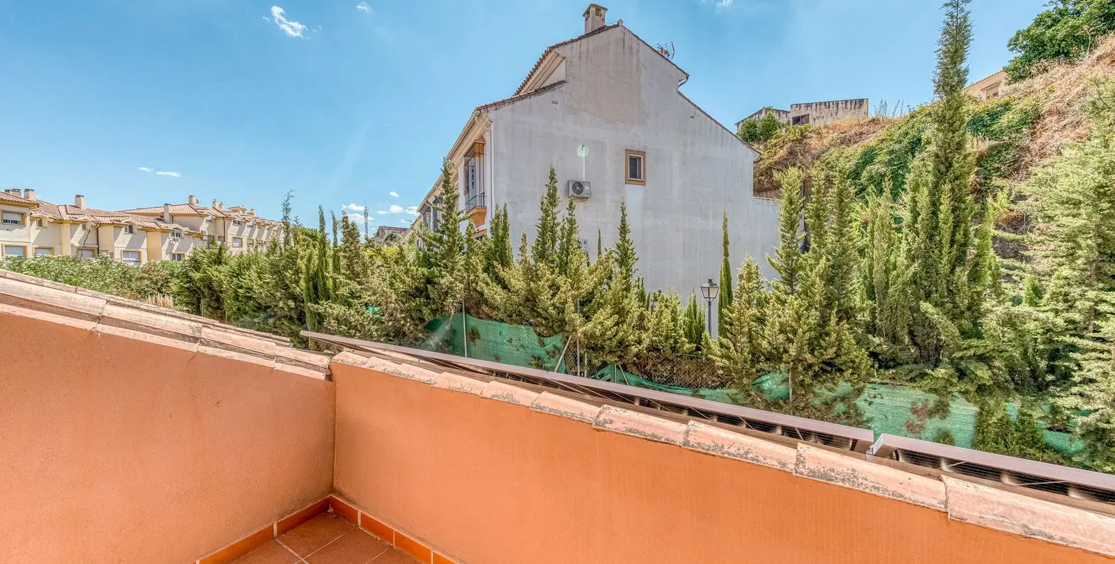 Sale of townhouse in Coín 4