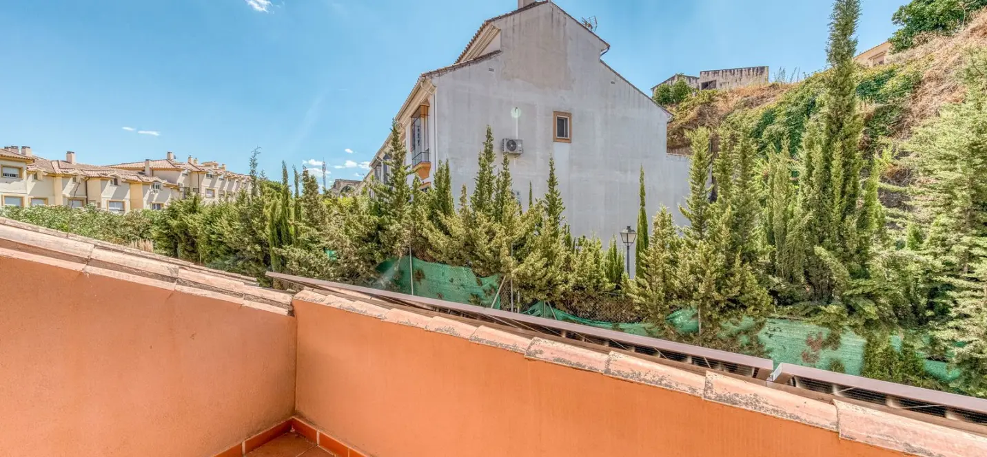 Sale of townhouse in Coín 3
