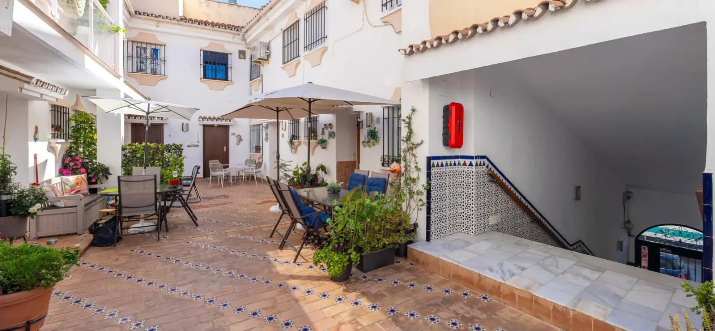 Sale of duplex in La Carihuela 1