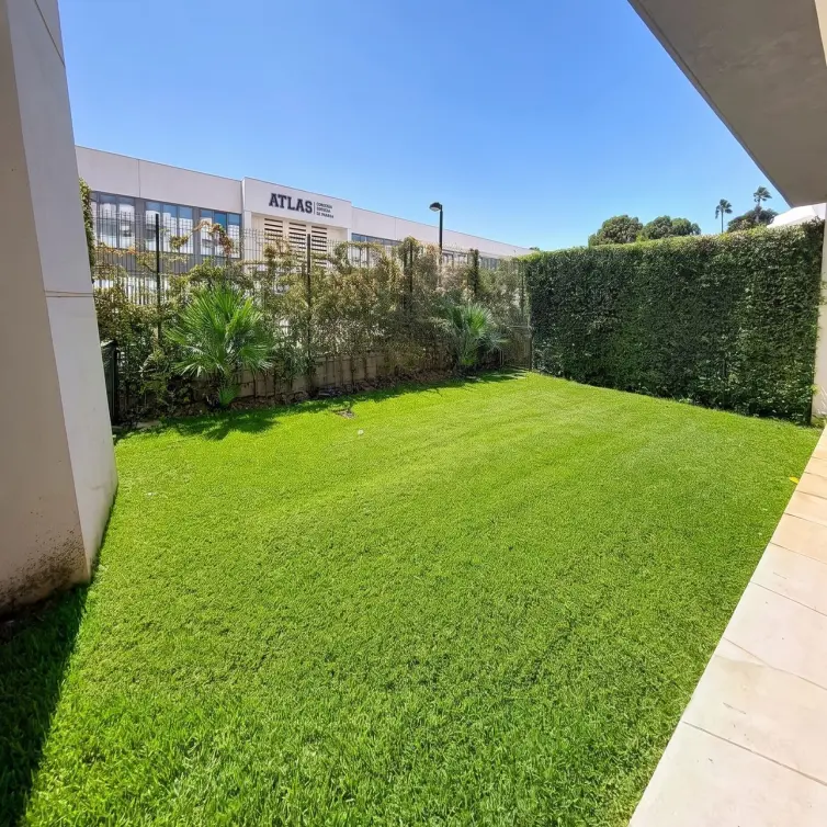 Venta de apartamento en planta baja en Selwo
