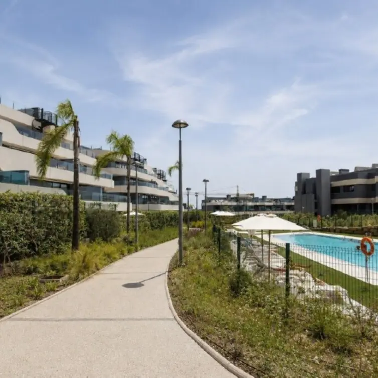 Venta de apartamento en planta baja en Estepona