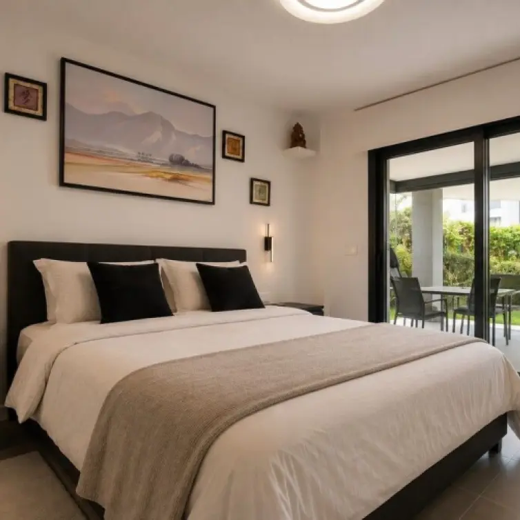 Venta de apartamento en planta baja en Estepona