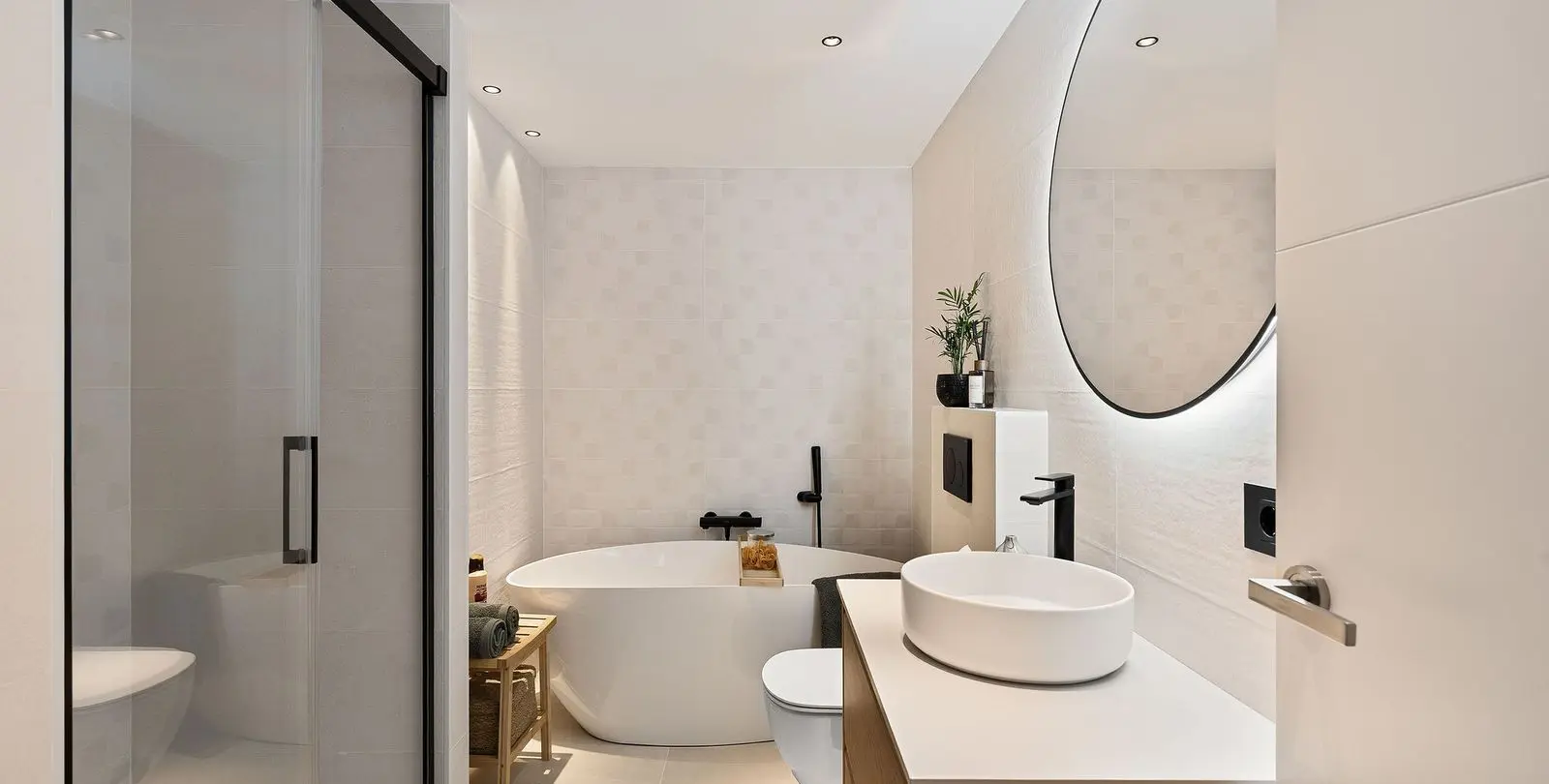 Venta de apartamento en planta media en Nueva Andalucía 31