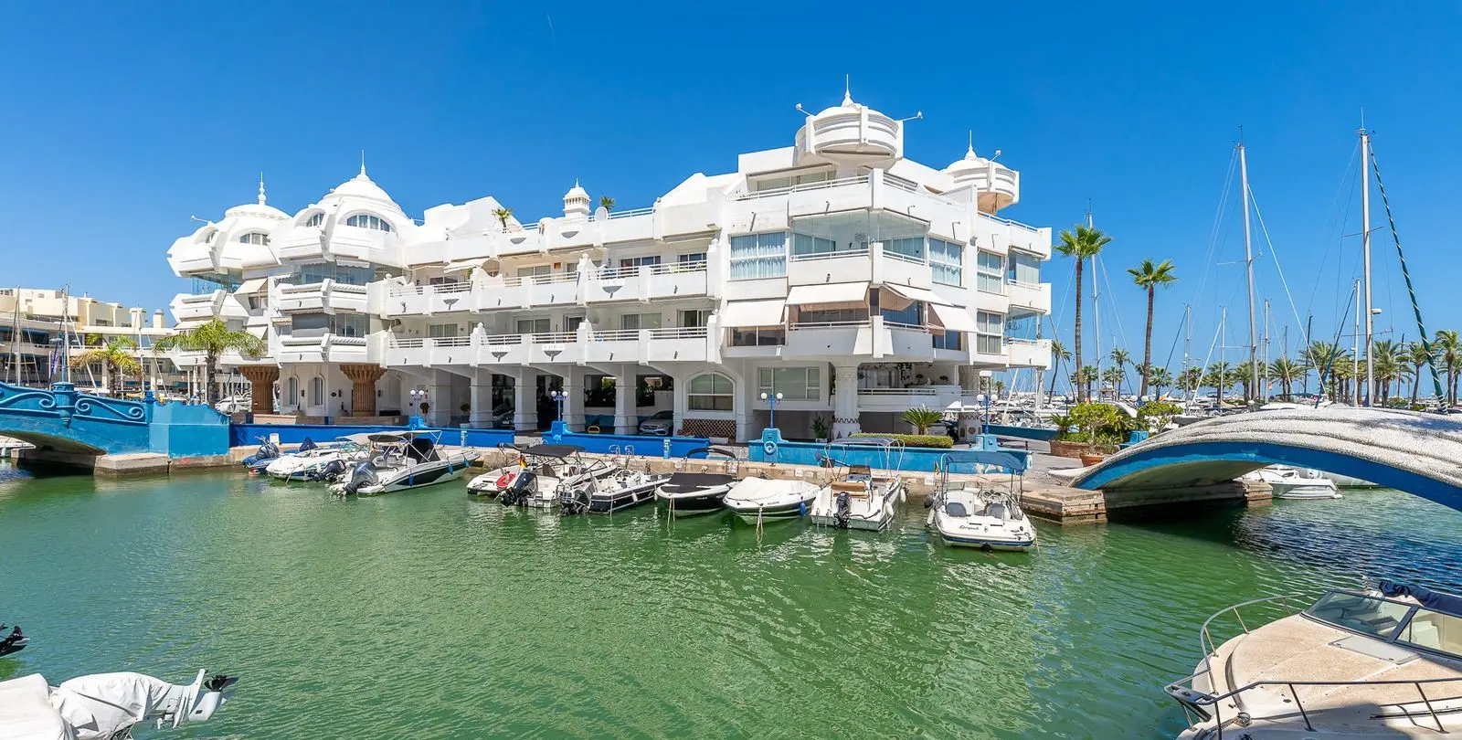 Venta de apartamento en planta baja en Benalmadena 2
