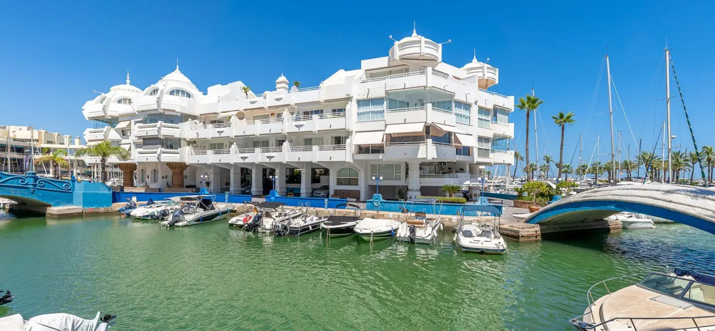 Продажа апартаментов на первом этаже в Benalmadena 1