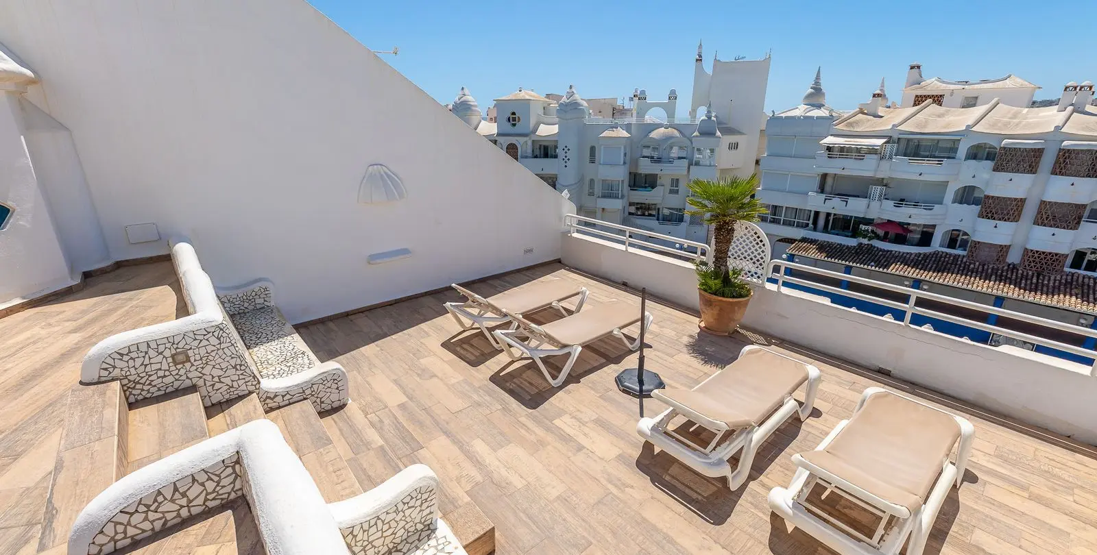 Venta de apartamento en planta baja en Benalmadena 28