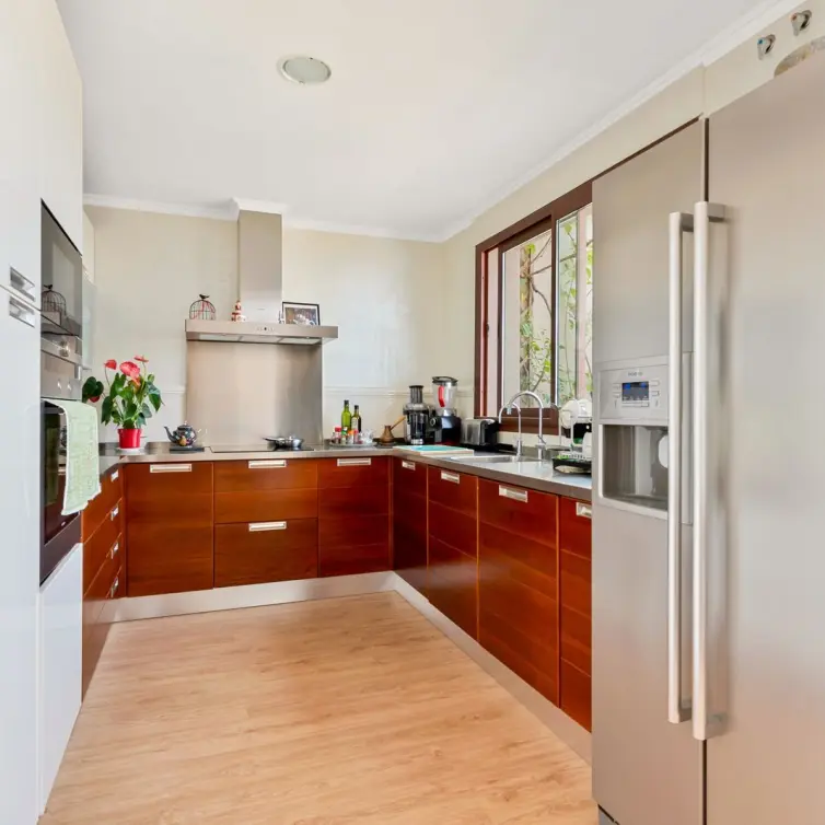 Sale of penthouse in Nueva Andalucía