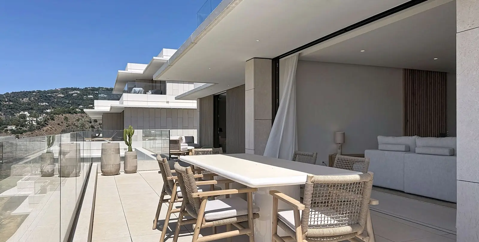 Sale of penthouse in Benahavís 14