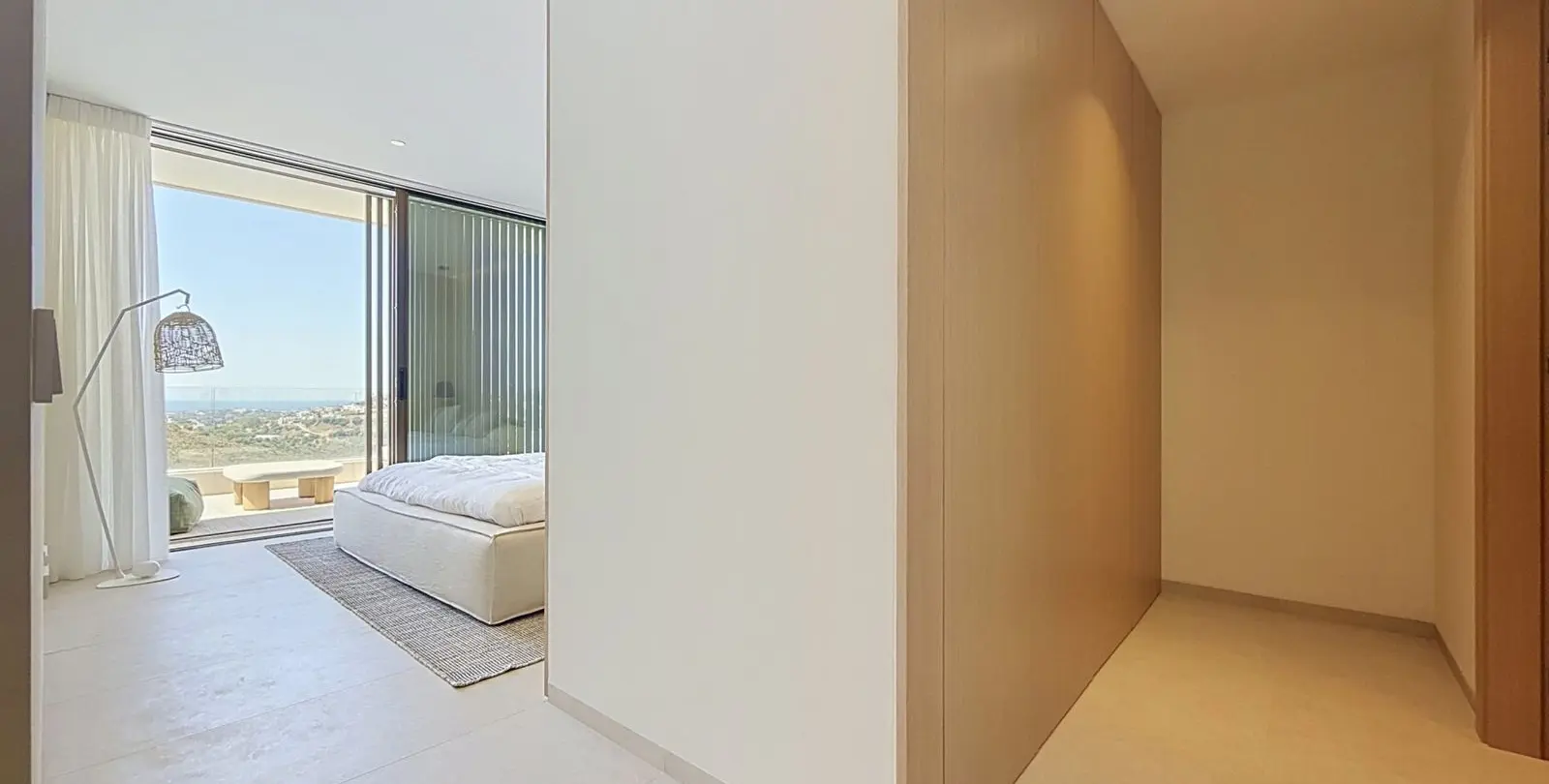 Sale of penthouse in Benahavís 15