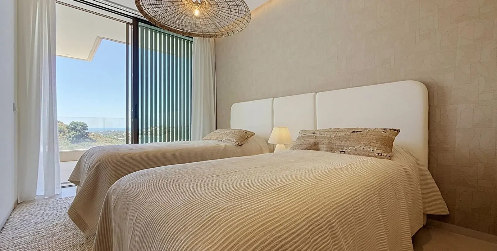 Sale of penthouse in Benahavís 20