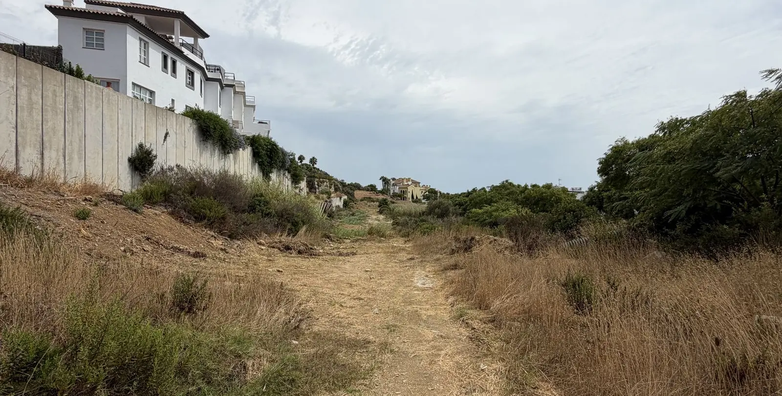 Sale of residential plot in Manilva 6