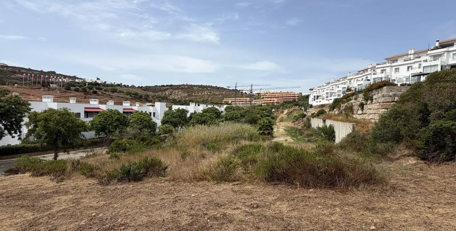 Sale of residential plot in Manilva 8