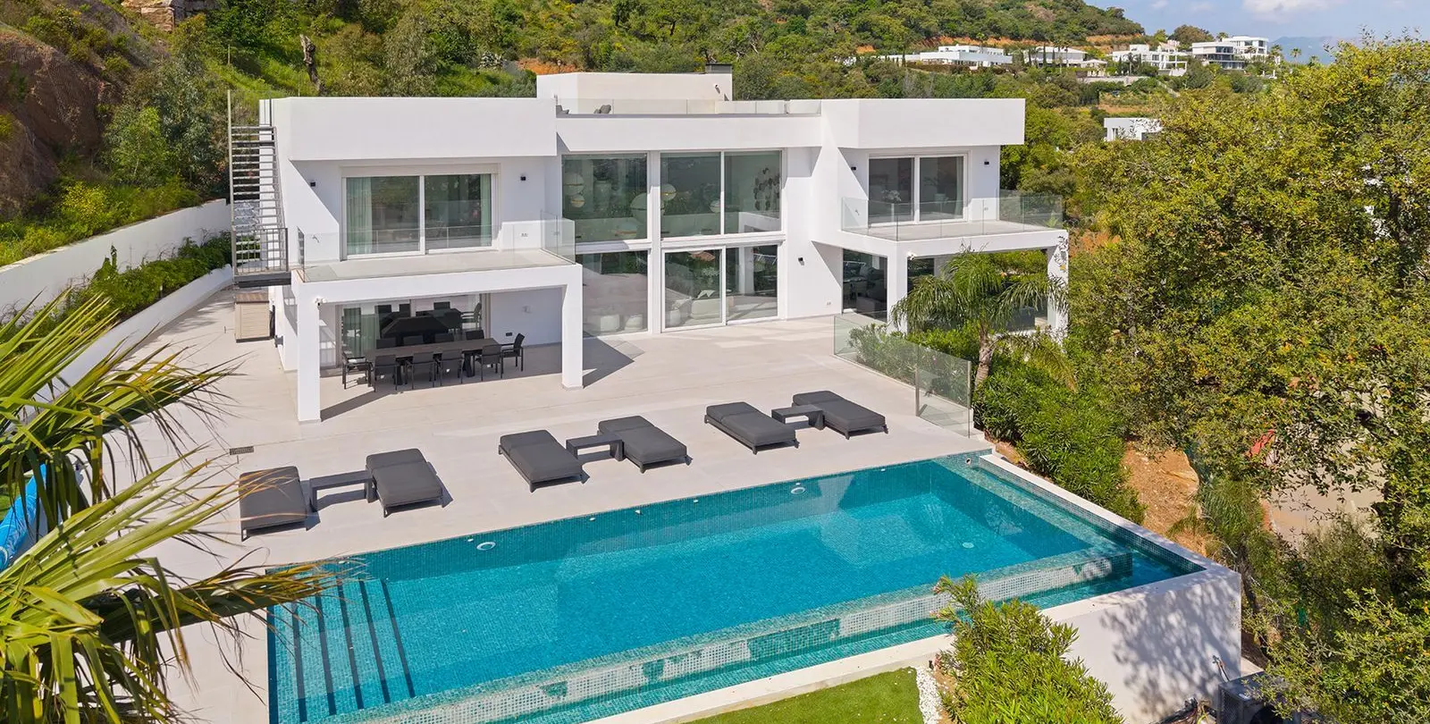 Venta de villa independiente en La Mairena 3
