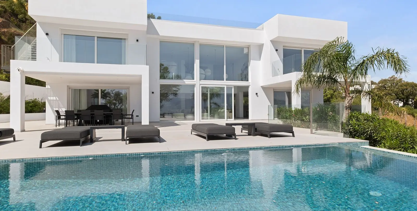 Venta de villa independiente en La Mairena 4