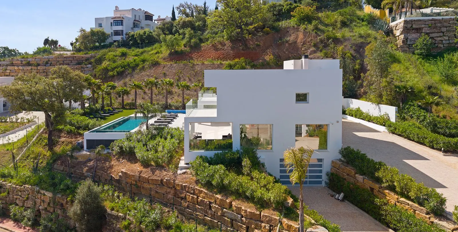 Venta de villa independiente en La Mairena 38