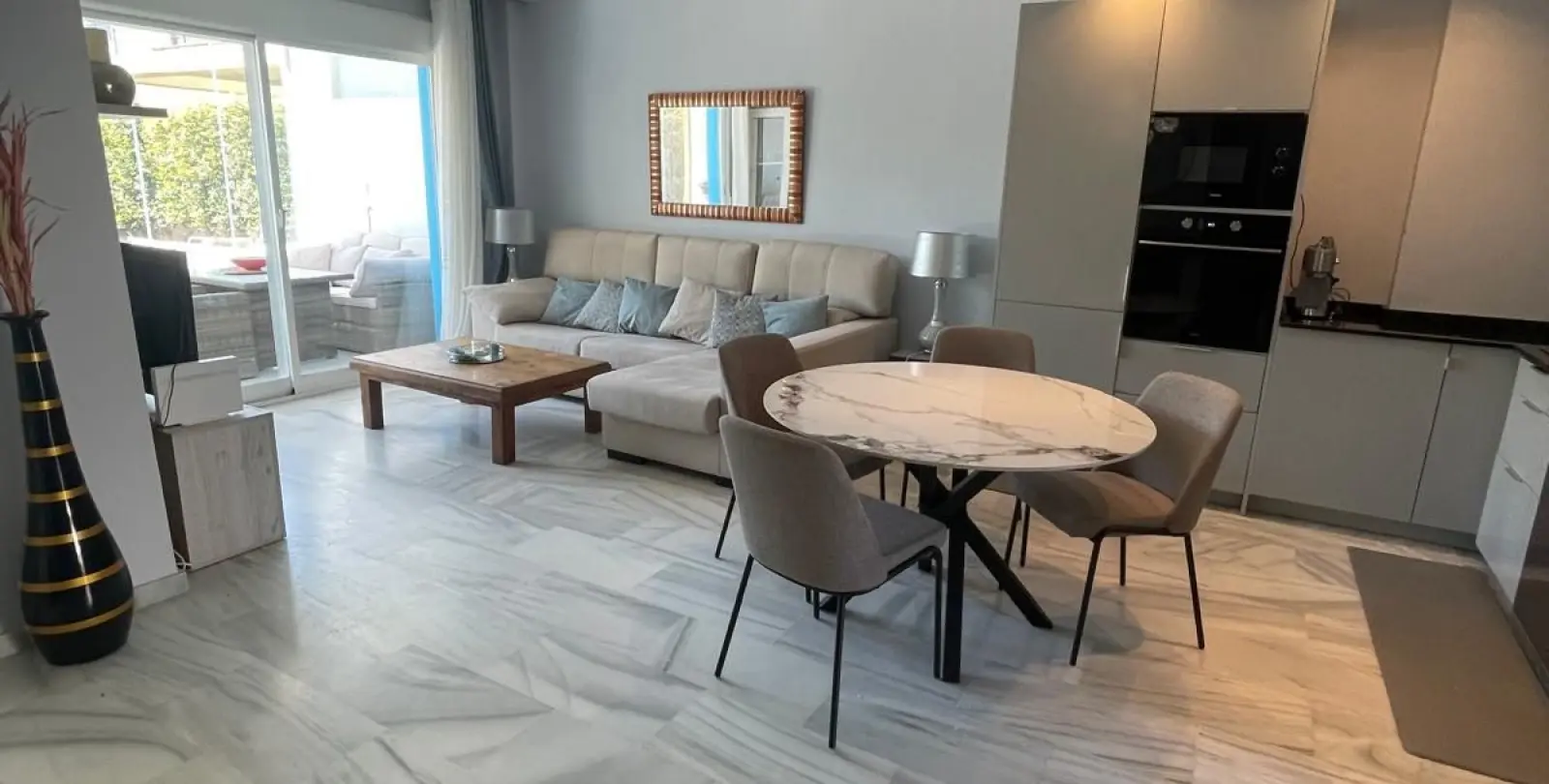 Long-term rent of townhouse in Puerto Banús 5