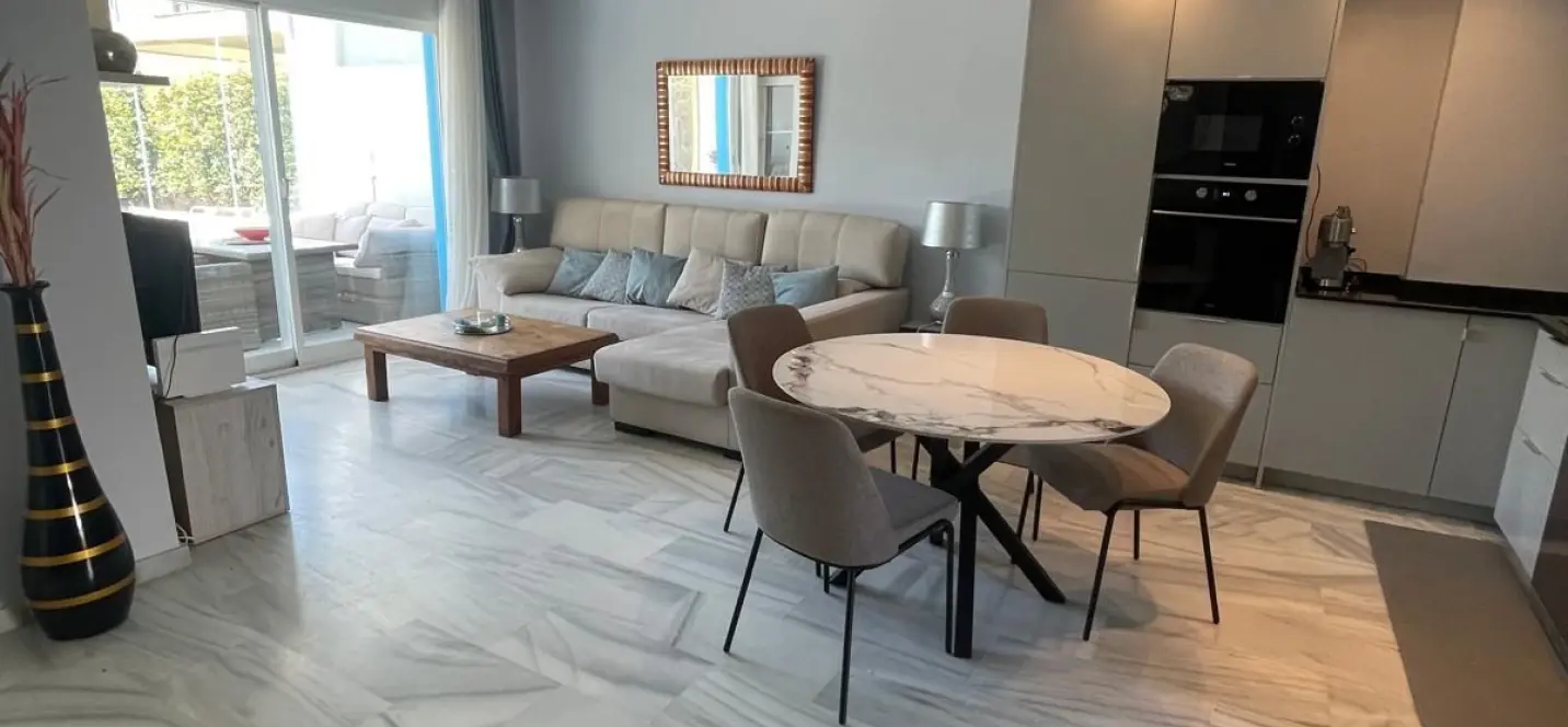 Long-term rent of townhouse in Puerto Banús 4