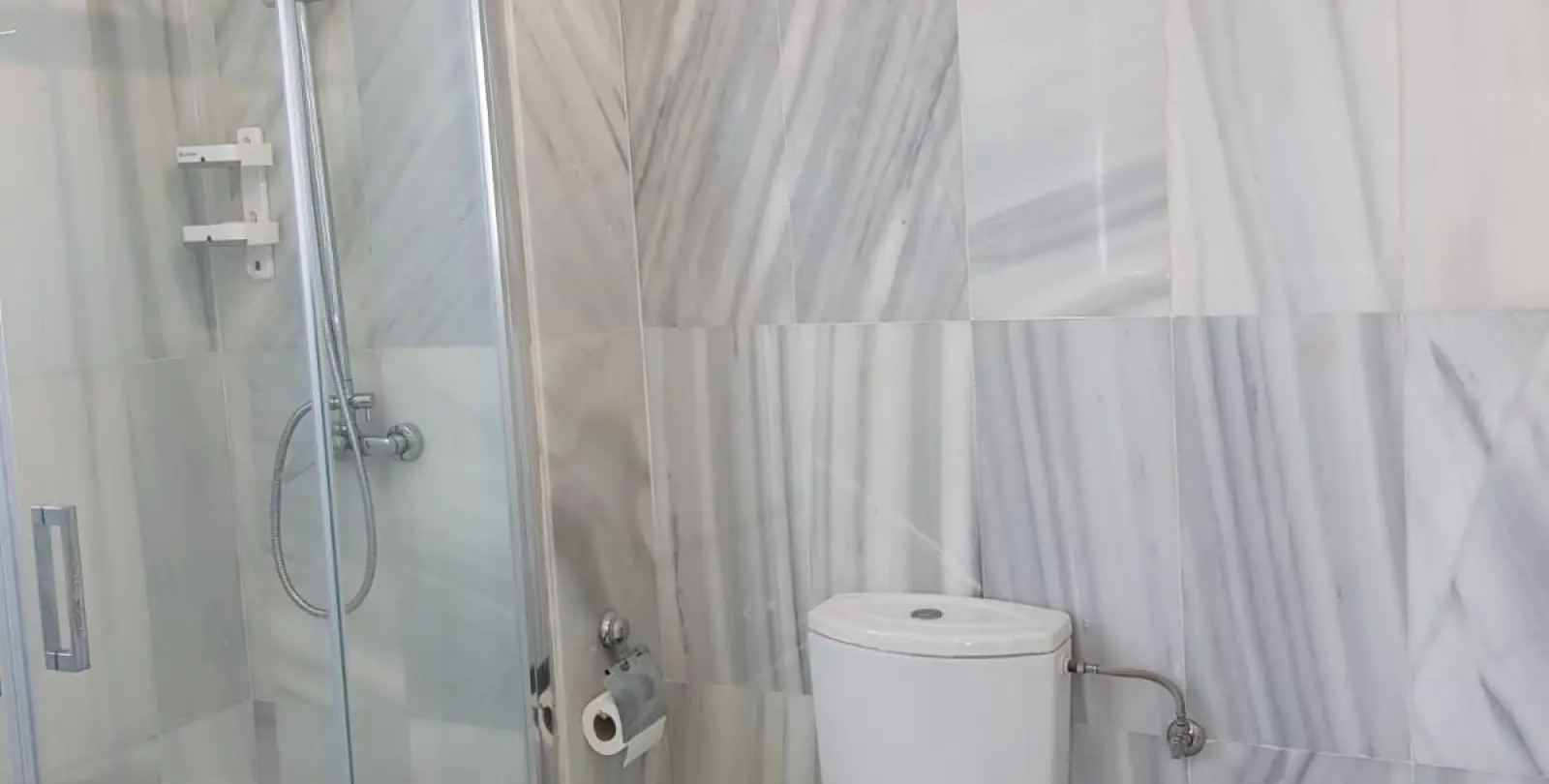 Long-term rent of townhouse in Puerto Banús 13