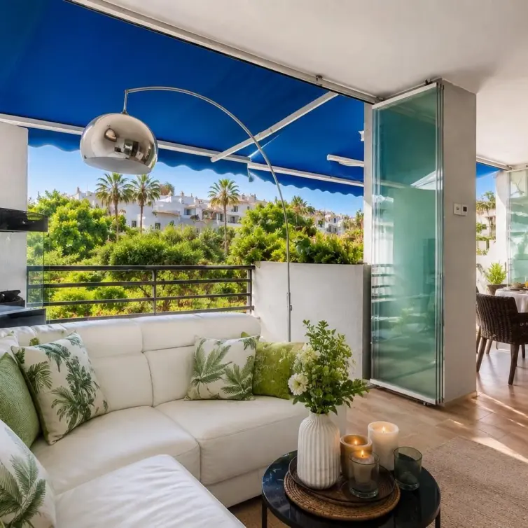 Sale of ground floor apartment in Puerto Banús