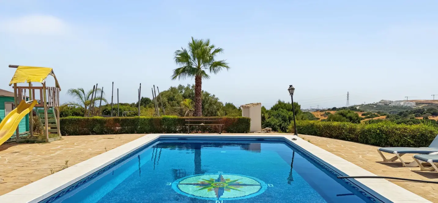 Venta de finca - cortijo en Casares 2