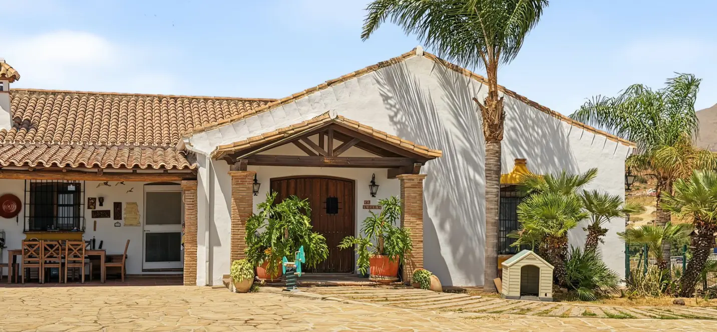 Venta de finca - cortijo en Casares 3