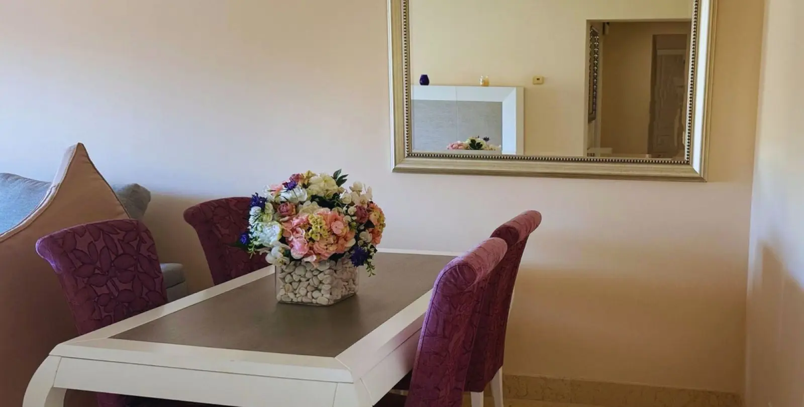 Alquiler a largo plazo de apartamento en planta media en Benahavís 7
