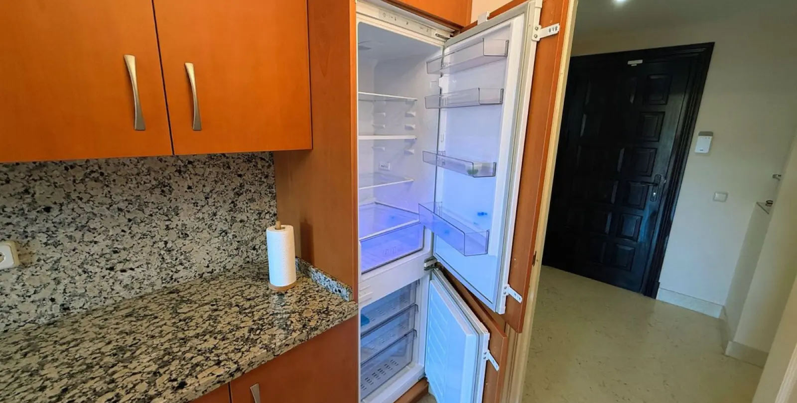 Alquiler a largo plazo de apartamento en planta media en Benahavís 16