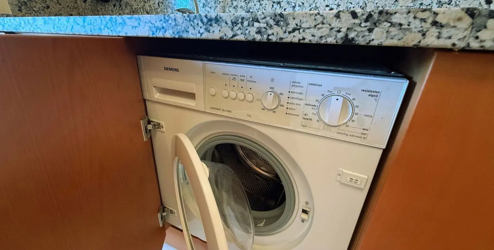 Alquiler a largo plazo de apartamento en planta media en Benahavís 20