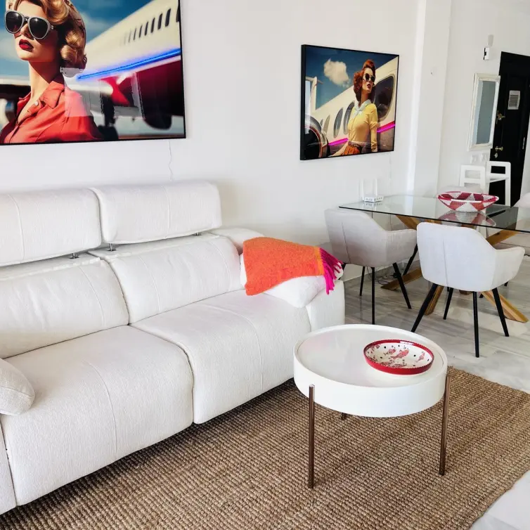 Sale of middle floor apartment in Calahonda