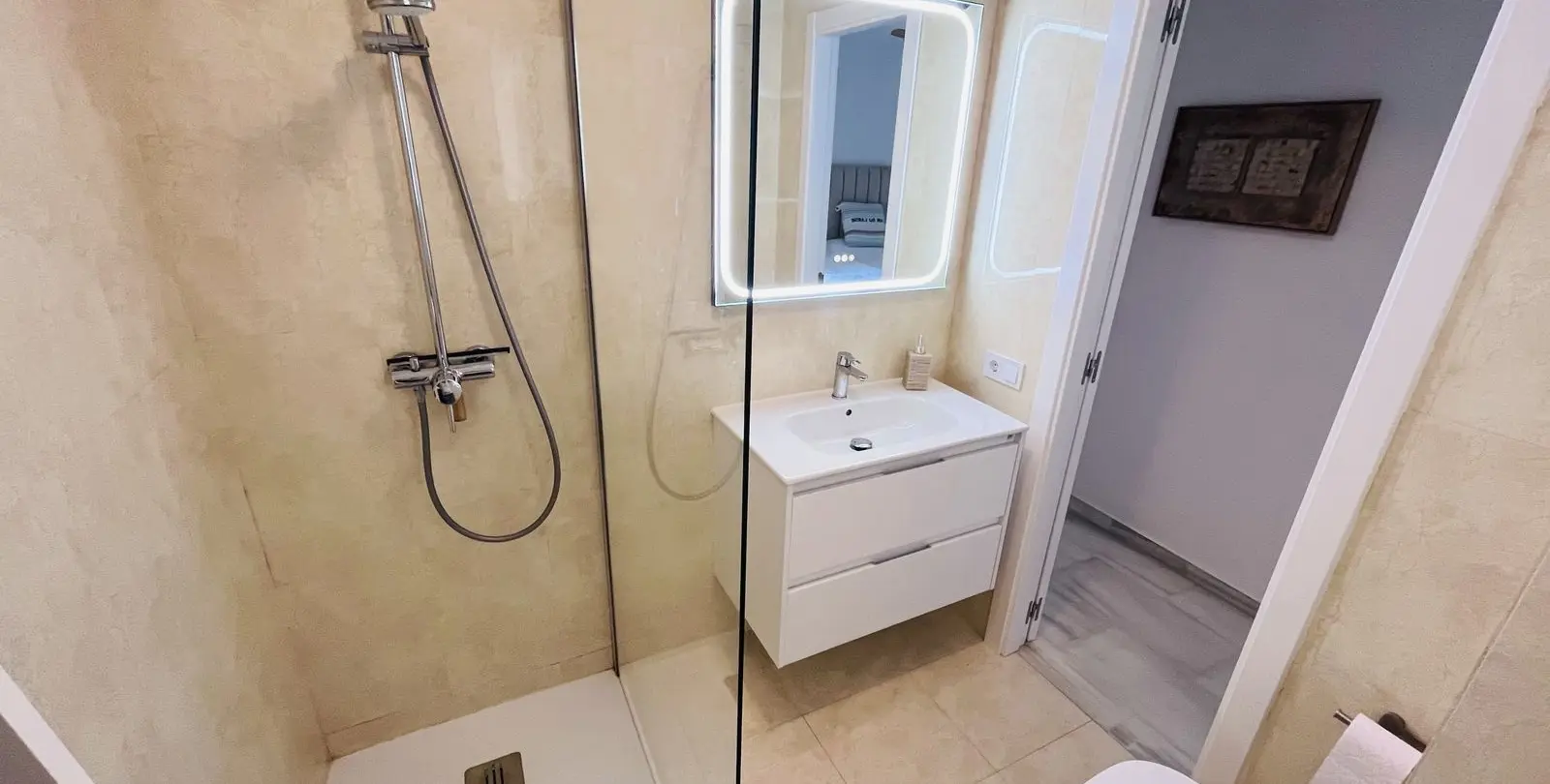 Продажа апартаментов на среднем этаже в Calahonda 12