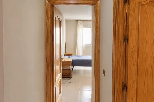 Image 4 thumb