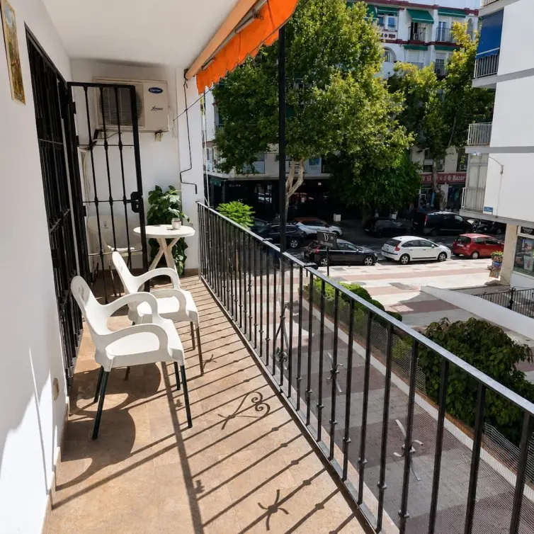 Продажа апартаментов на среднем этаже в Marbella
