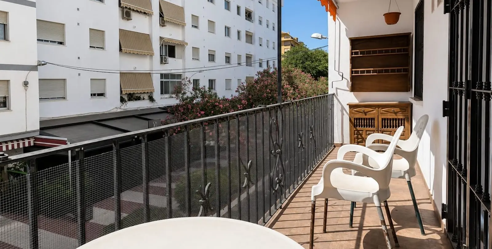 Продажа апартаментов на среднем этаже в Marbella 7