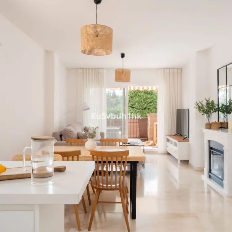 Sale of middle floor apartment in Mijas Golf