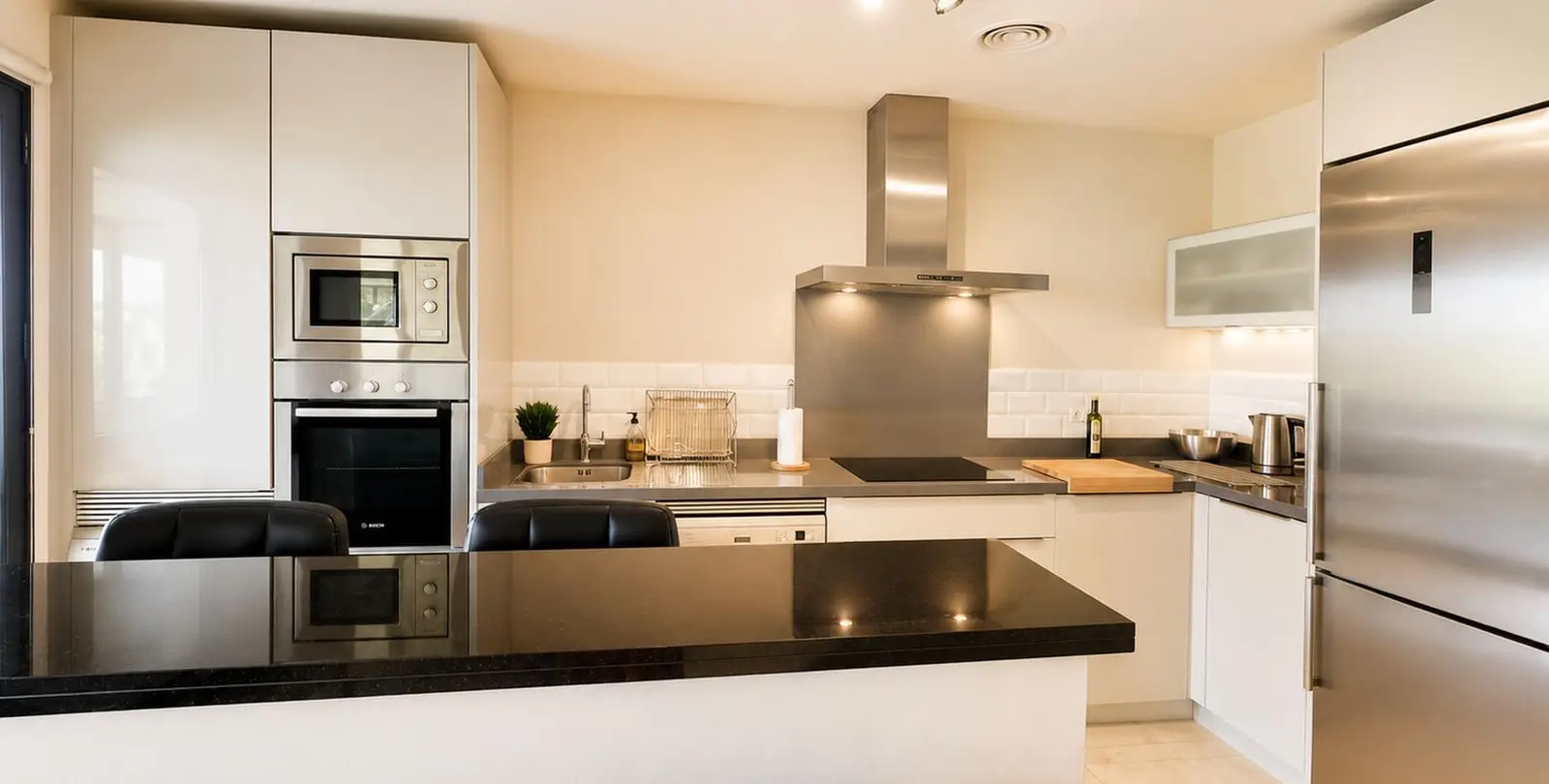 Sale of middle floor apartment in Los Flamingos 5