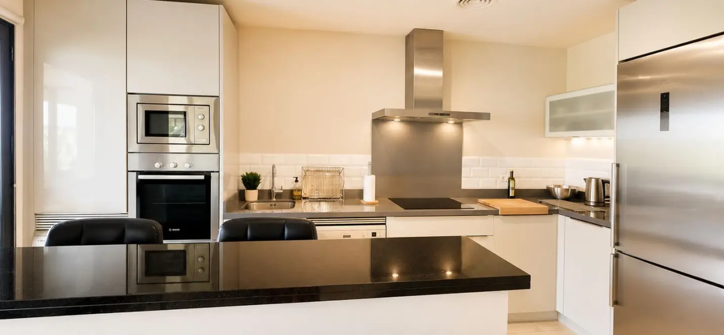 Продажа апартаментов на среднем этаже в Los Flamingos 4