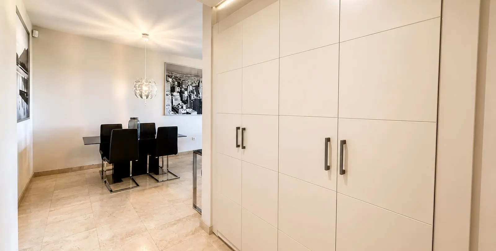 Sale of middle floor apartment in Los Flamingos 7