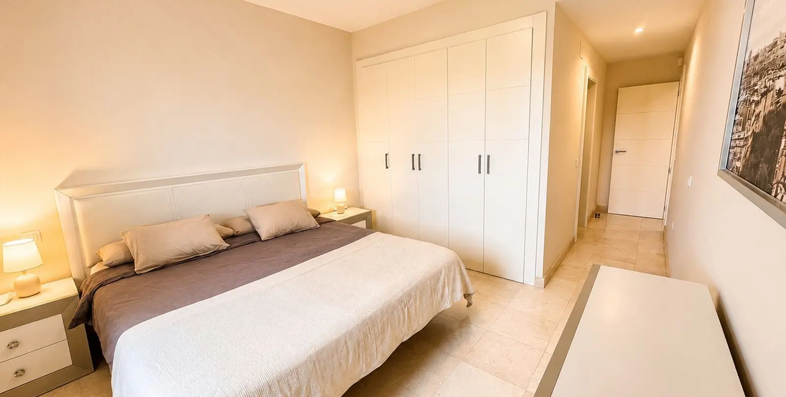 Sale of middle floor apartment in Los Flamingos 9