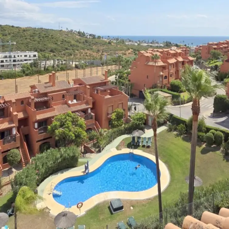 Venta de ático dúplex en La Duquesa