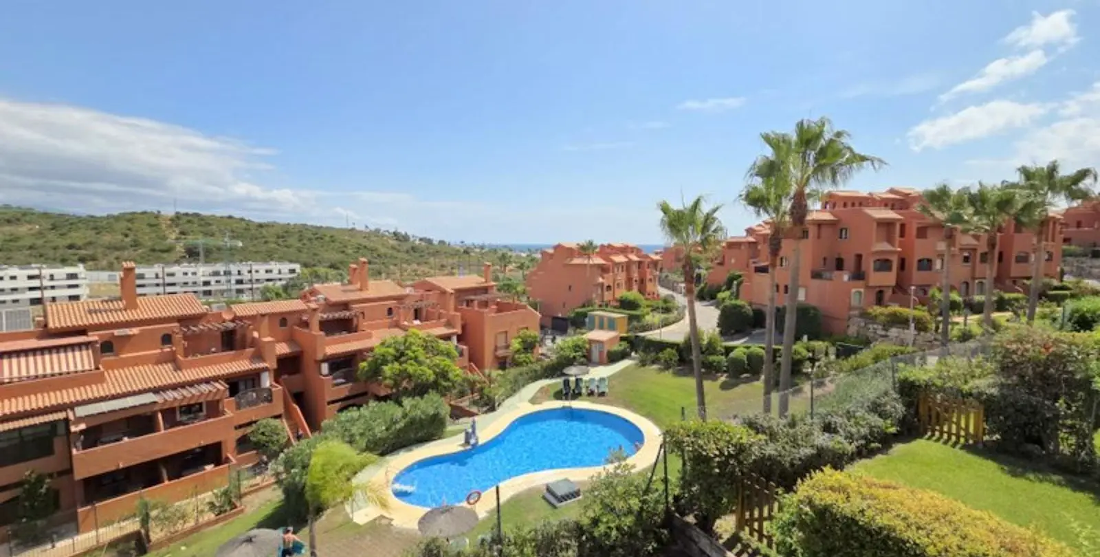 Venta de ático dúplex en La Duquesa 32
