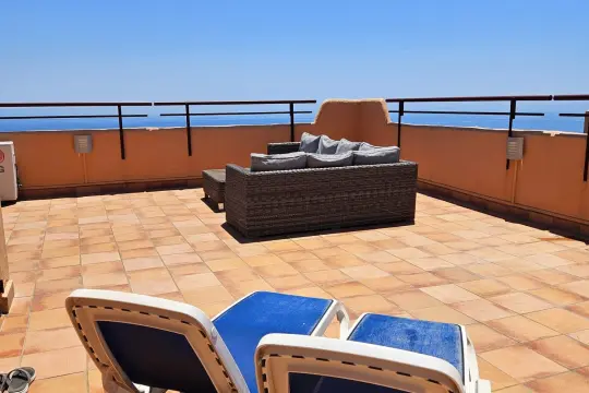 Image 4 thumb