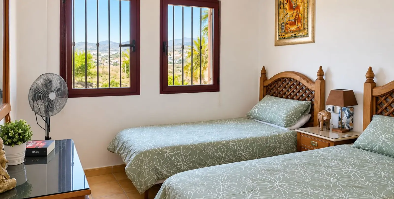 Sale of penthouse in Calahonda 12