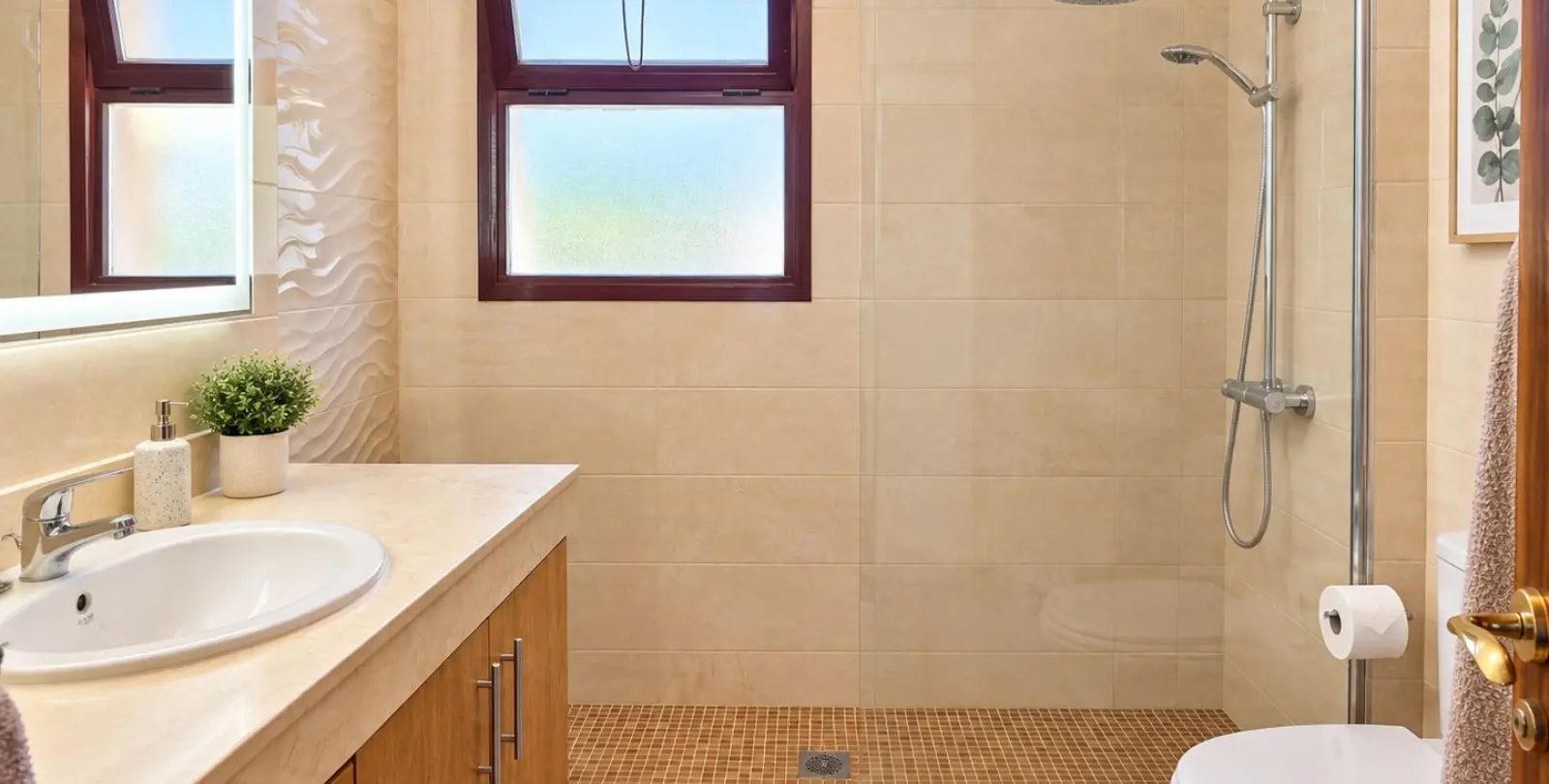 Sale of penthouse in Calahonda 18