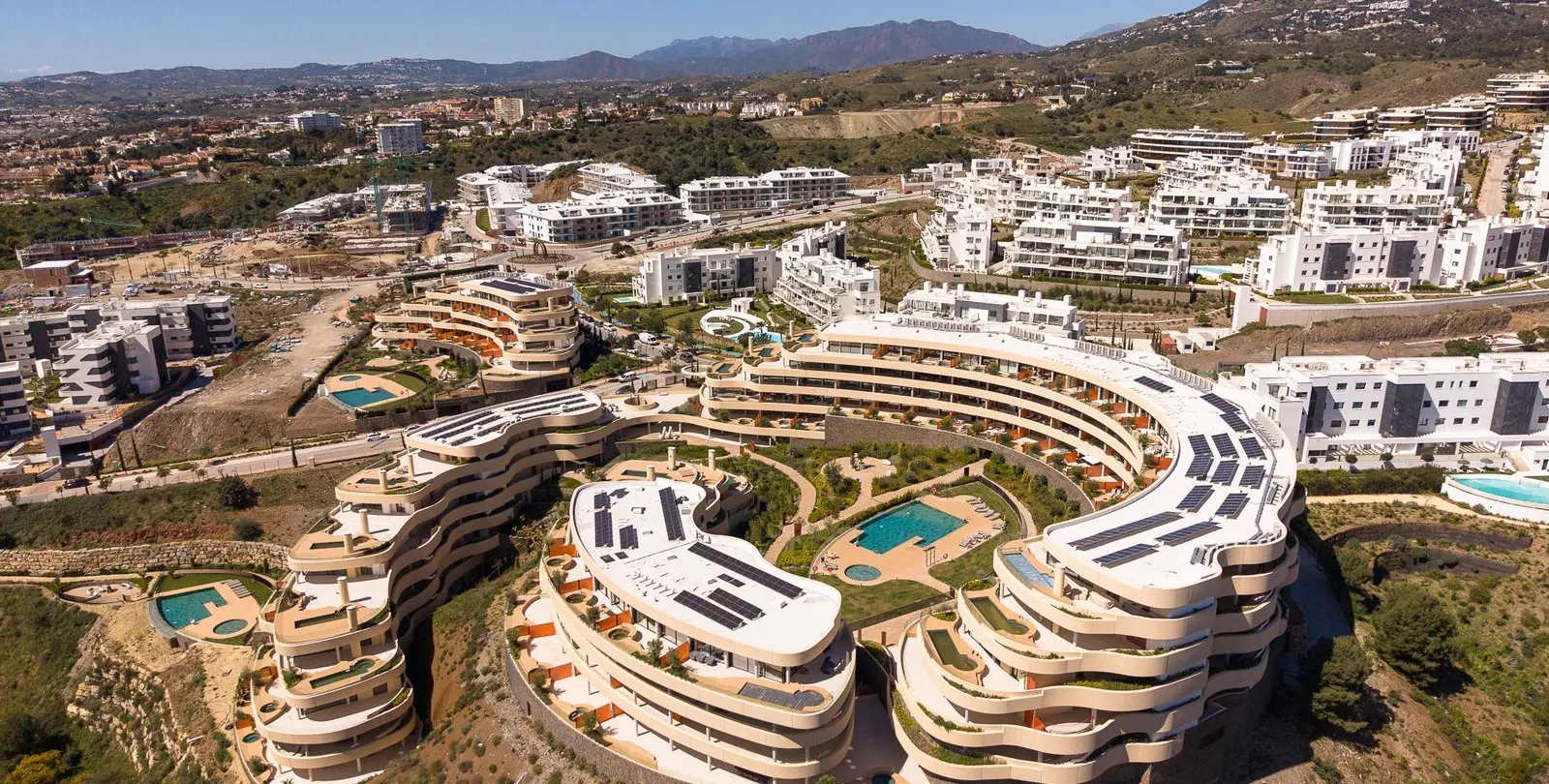 Venta de apartamento en planta media en Fuengirola 1