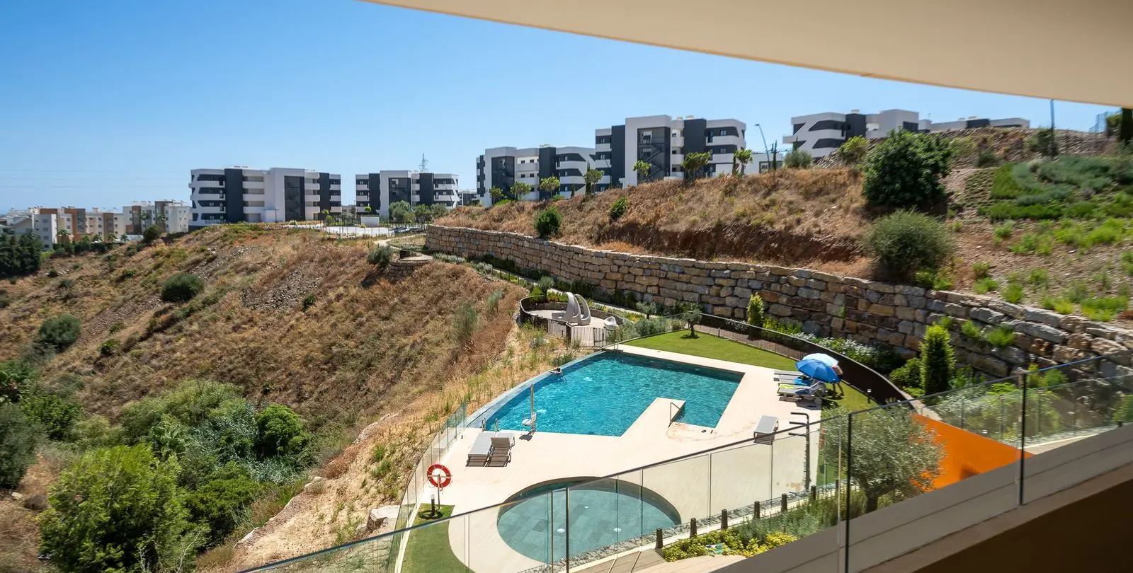 Venta de apartamento en planta media en Fuengirola 18