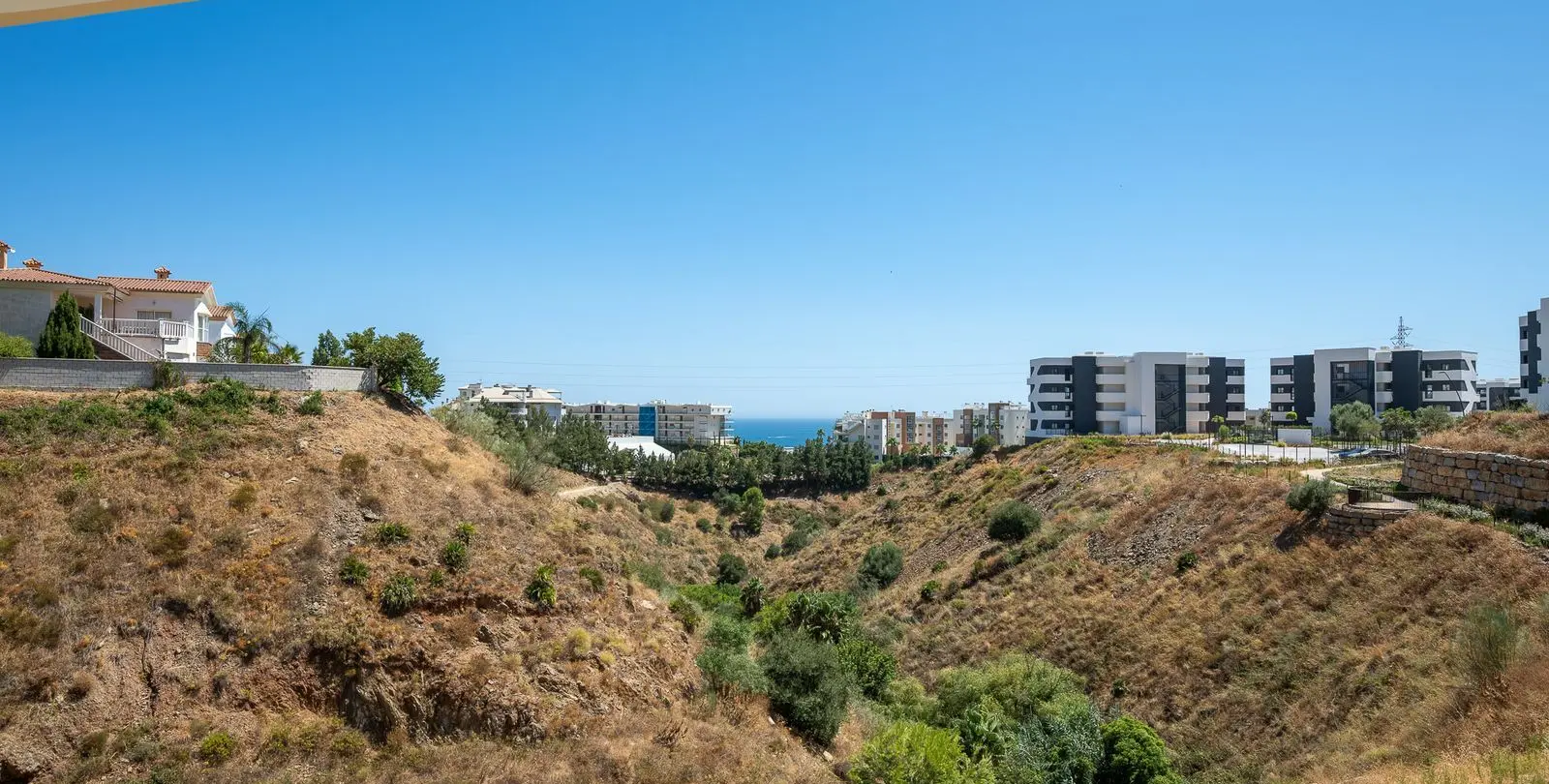 Venta de apartamento en planta media en Fuengirola 19