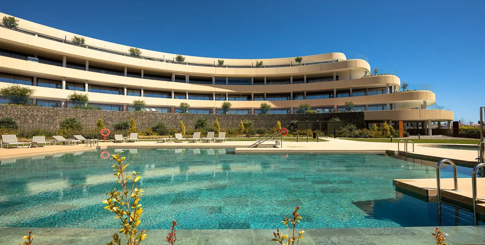 Venta de apartamento en planta media en Fuengirola 32