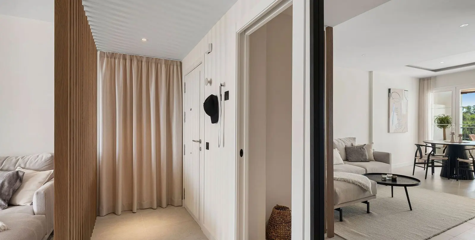 Sale of penthouse in Los Arqueros 22