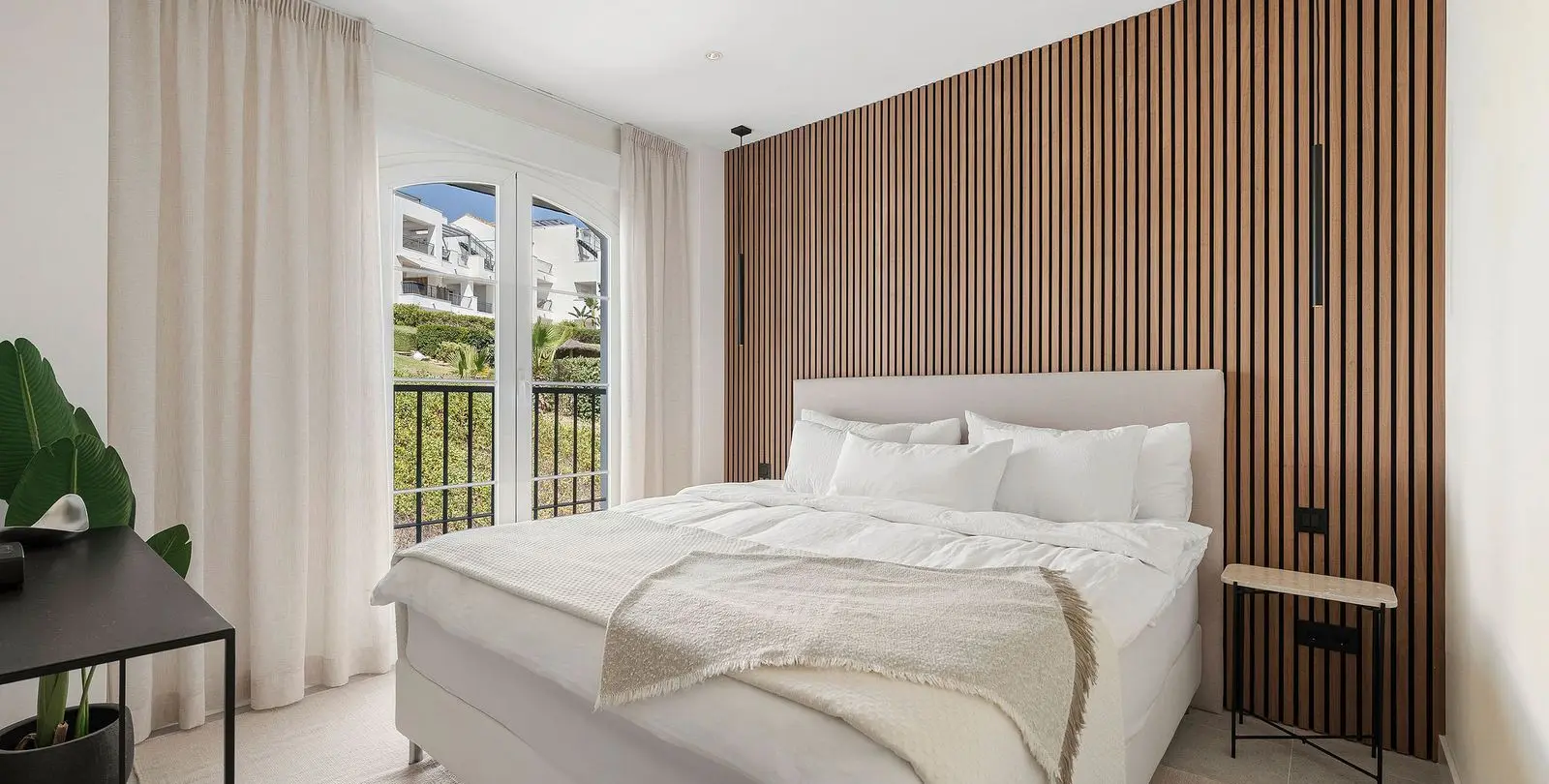 Sale of penthouse in Los Arqueros 23
